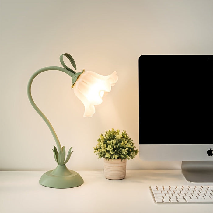Floral Table Lamp | USB Powered